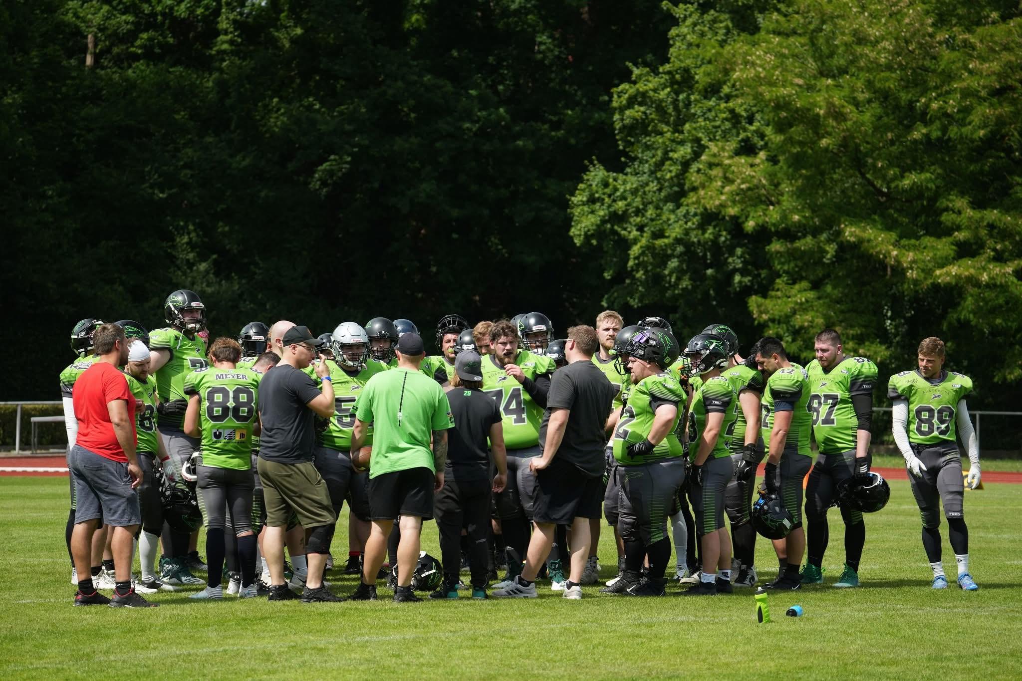 Jackrabbits - BuxtehudeDie Buxtehude Jackrabbits sind ein American Football Team aus Buxtehude. Gegründet wurde die Mannschaft im Jahr 2016. Die Sparte umfasst Herren Tackle, Jugend Tackle U18 und Flag Football. Erfahre mehr über unsere verschiedenen Teams...